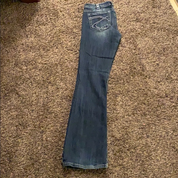 Silver Jeans - Picture 2 of 3